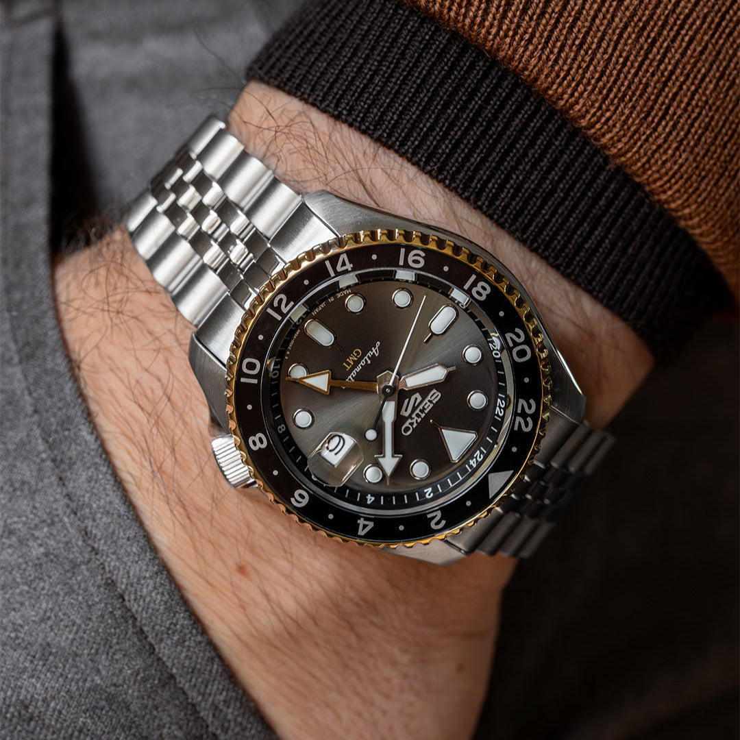 SEIKO 5 SPORTS GMT AUTOMATIC GREY DIAL MEN'S WATCH | SSK021