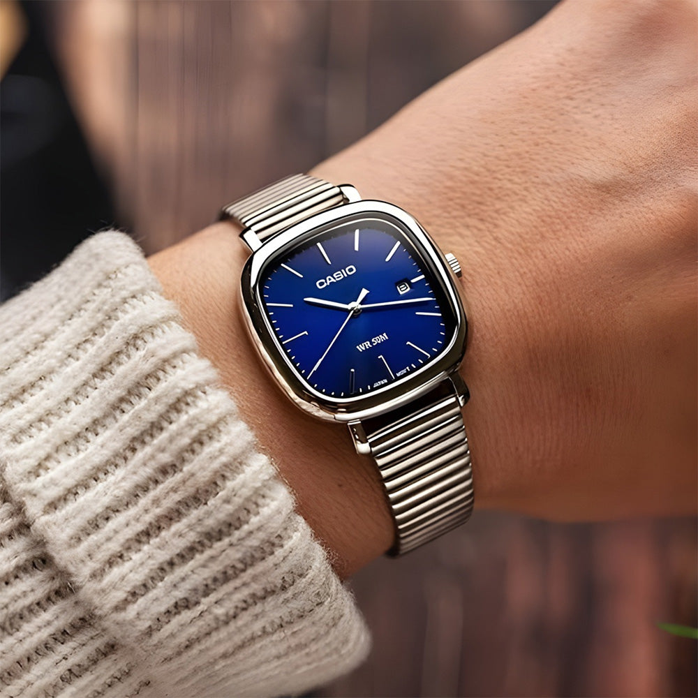 Casio Standard Blue Square Dial Woman's Watch LTP-B166D-2AVDF