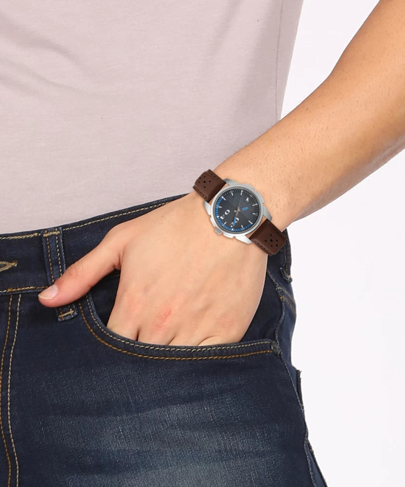 Fastrack Loophole Leather Strap Grey Dial Watch NP3124SL06