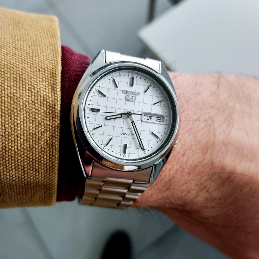 Seiko 5 Automatic Silver Tone White Dial Men's Watch | SNXF05K