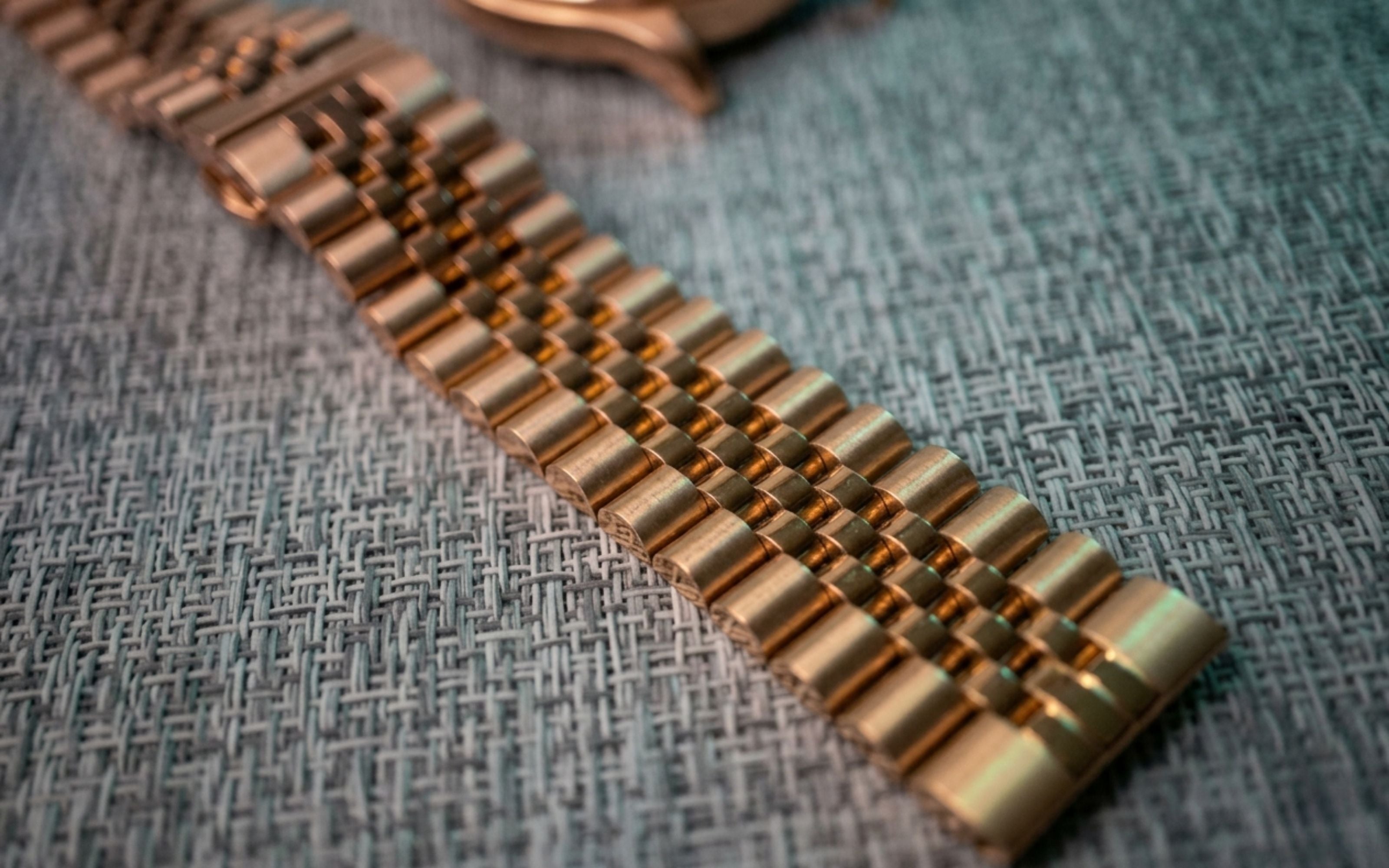 Cavern Rose Gold Tone 22mm Curved Jubilee Watch Bracelet