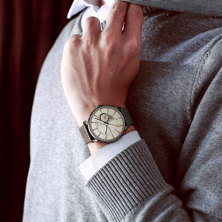 Fantor Grey Leather Strap Men's Watch| WF1031G04