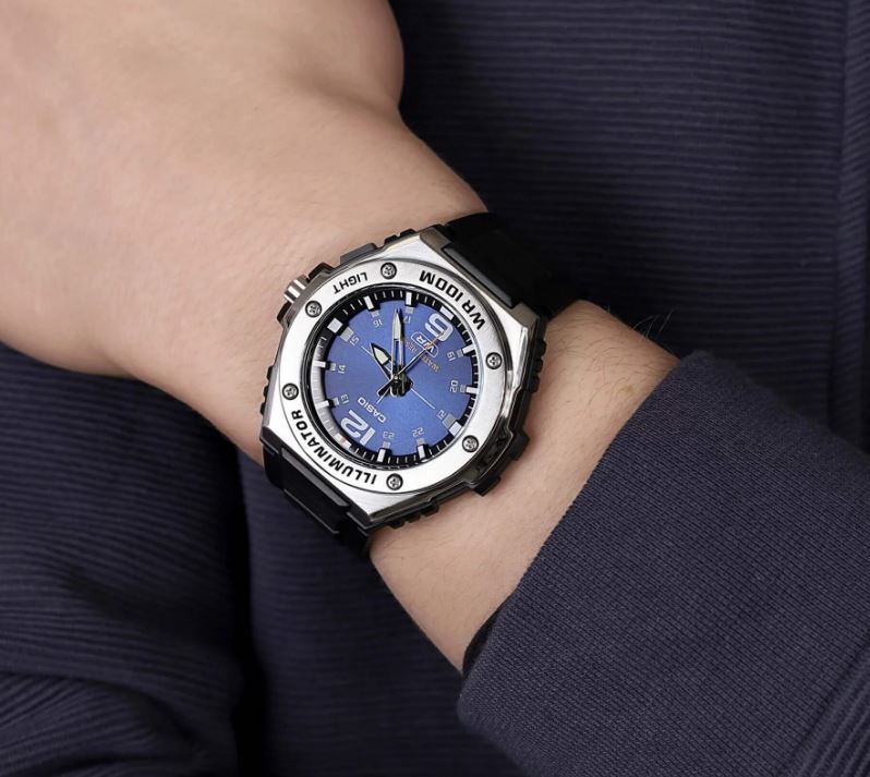 Casio Illuminator Quartz Heavy Duty Men's Watch| MWA-100H-2AVCF