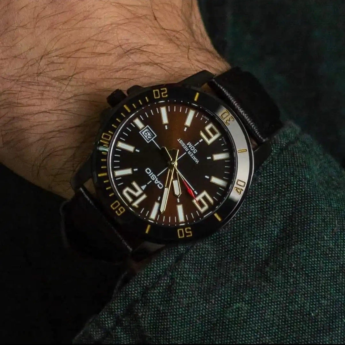 Casio ENTICER Maroon Dial Men's Watch| MTP-VD01BL-5BVUDF