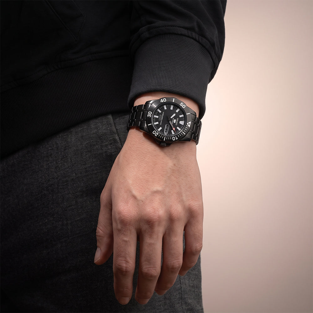 Seiko 5 Automatic Black Dial Stainless Steel Men's Watch SNZF85K1