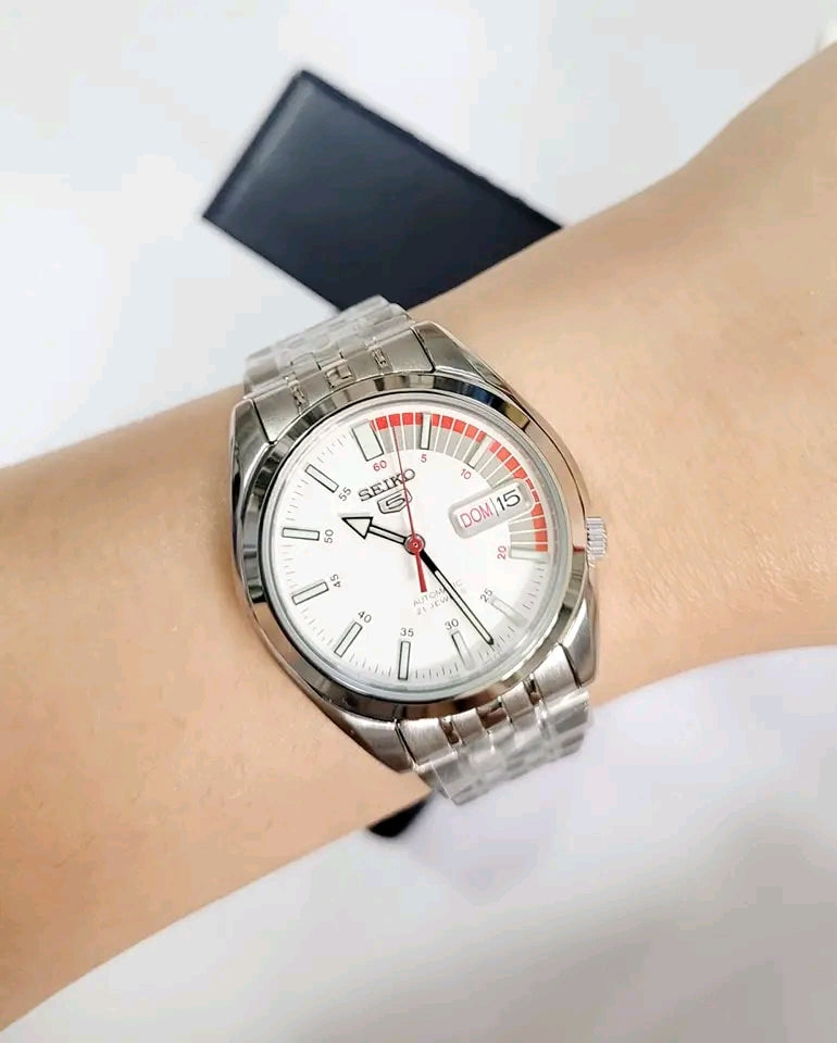 Seiko 5 Stainless Steel Automatic Watch for Men SNK369K1