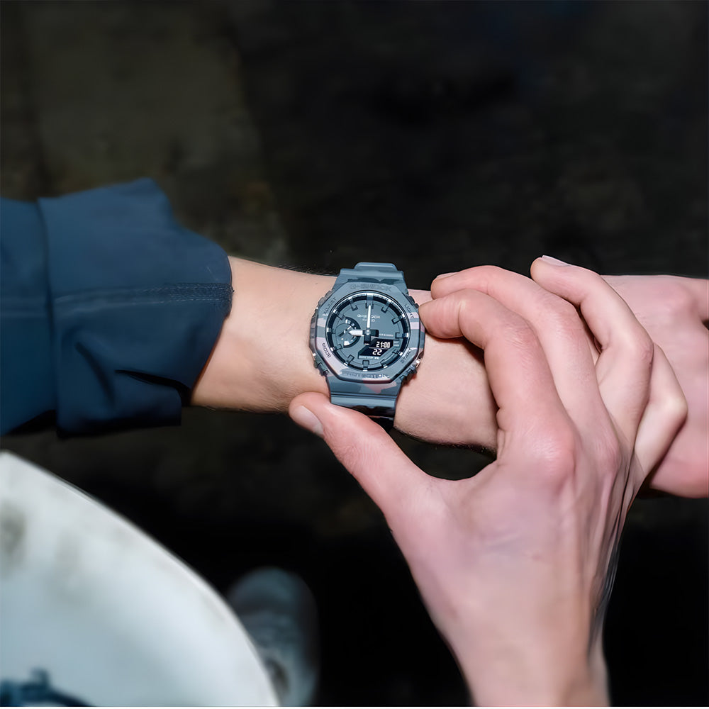 CASIO G-SHOCK CARBON CORE ANALOGUE-DIGITAL WATCH GA-2100CM-8ADR