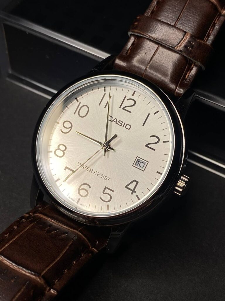 Casio MTP-V002L-7B2UDF Men's Watch description image