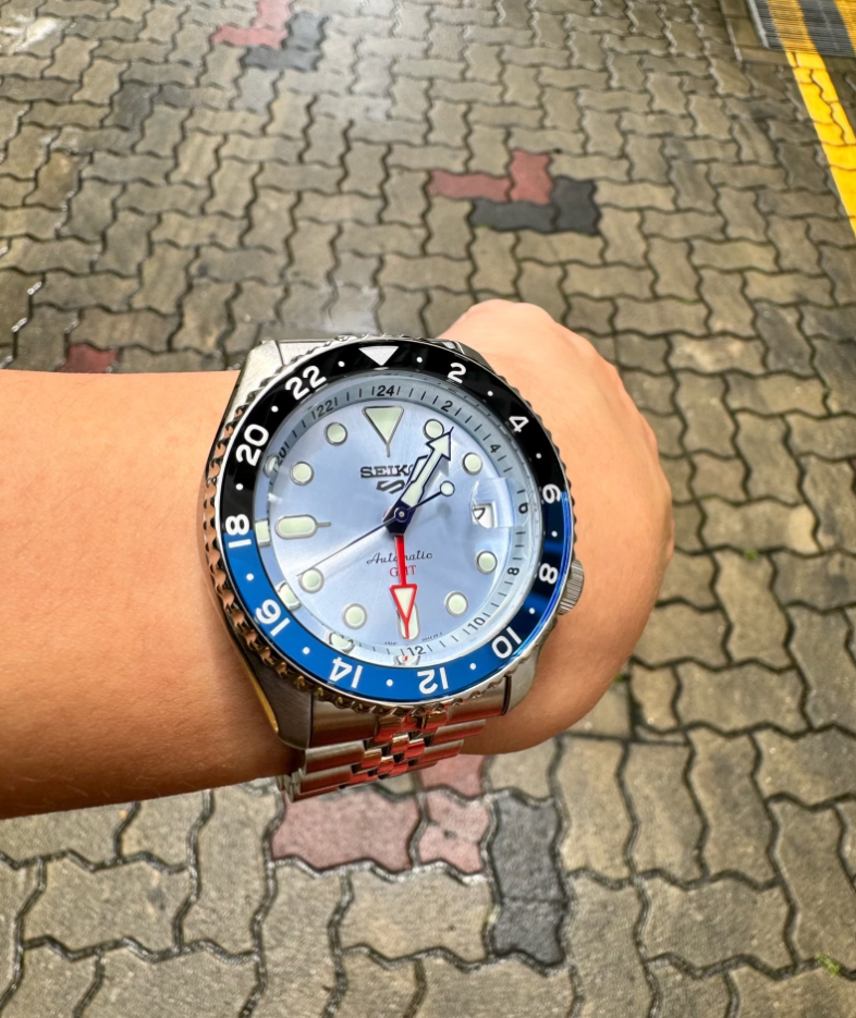 Seiko 5 ice blue hot sale