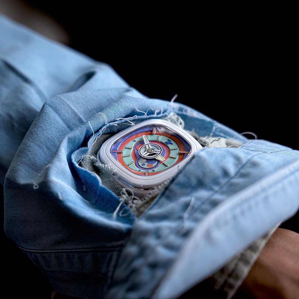 SEVENFRIDAY P-SERIES "BUBBLE GUM" WHITE AUTOMATIC WATCH P1C/06