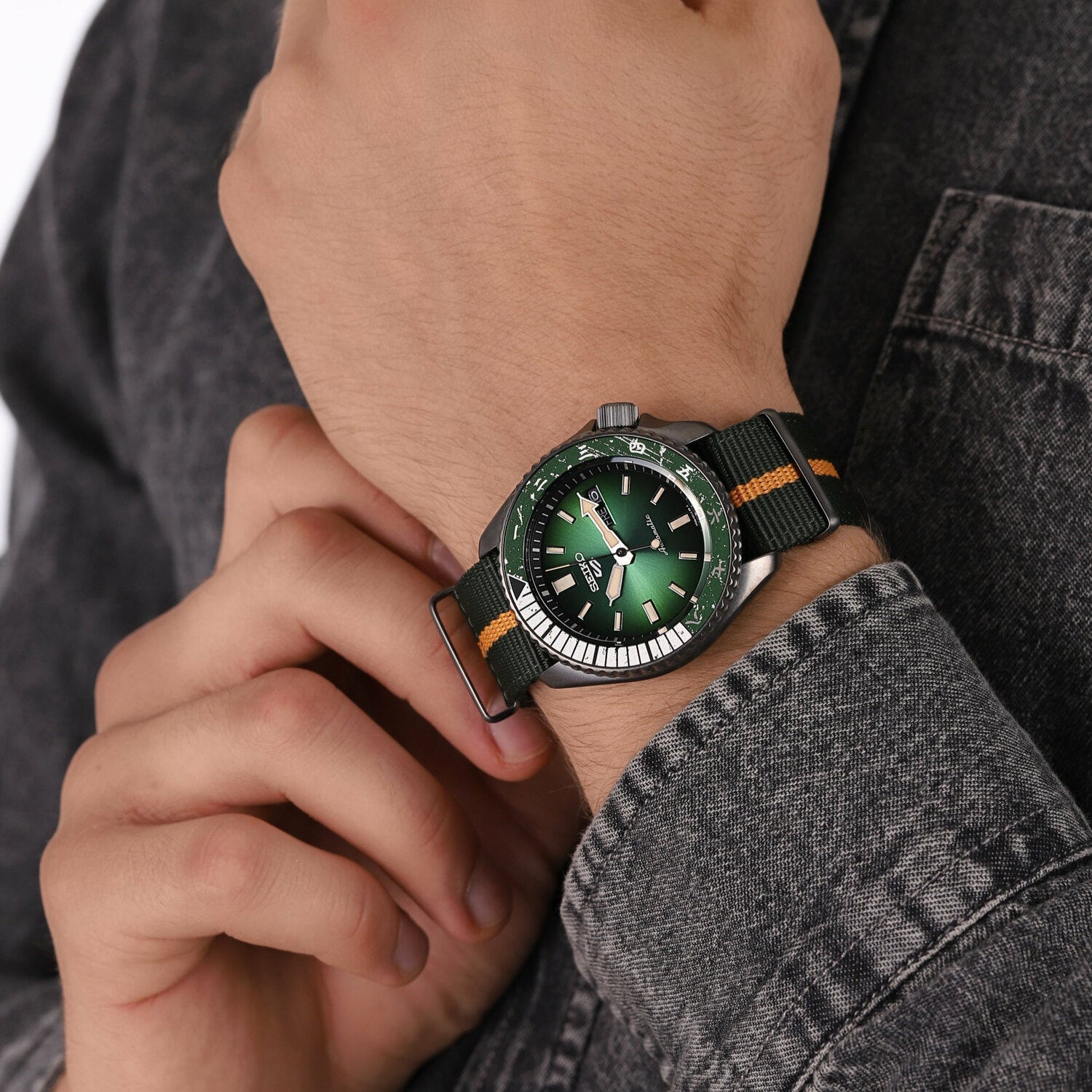 Seiko 5 Sports 'Boruto & Naruto" Lee Limited Edition Watch SRPF73K1