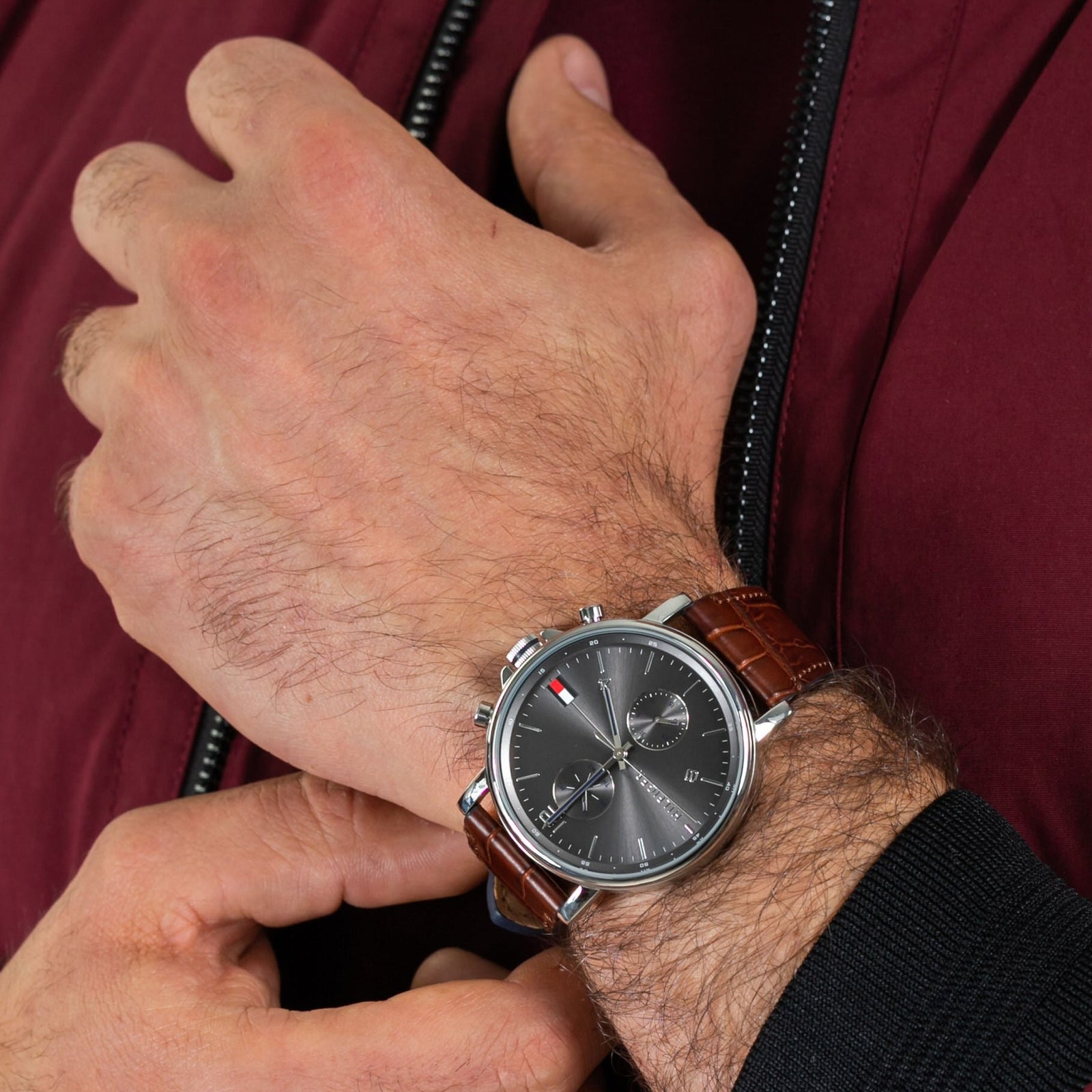 Tommy Hilfiger Daniel Grey Dial Men s Watch TH1710416